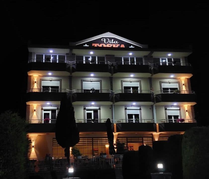 Hotel Vila Toska Piskupat エクステリア 写真
